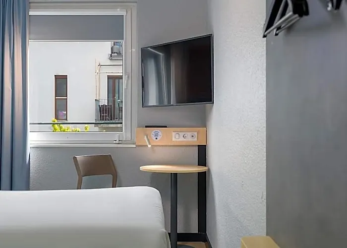 Ibis Budget St Pauli Messe Hotel 2*